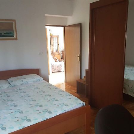 Alda Apartment Пула Екстериор снимка